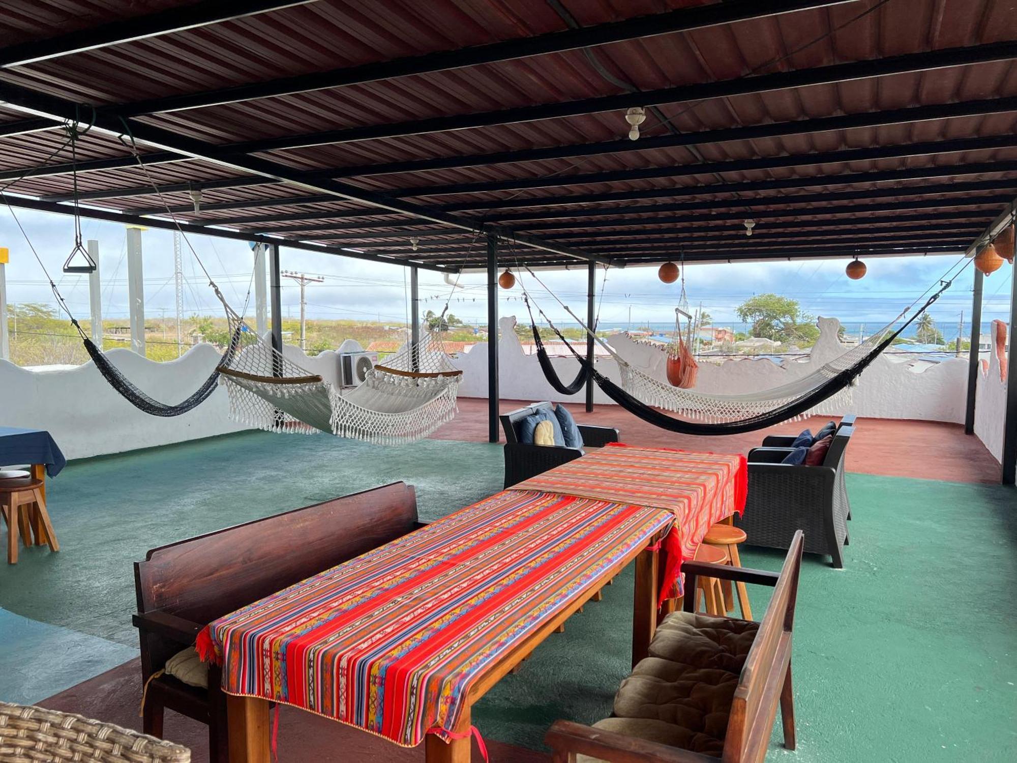 פוארטו בקריסו מורנו Hostal Cattleya מראה חיצוני תמונה
