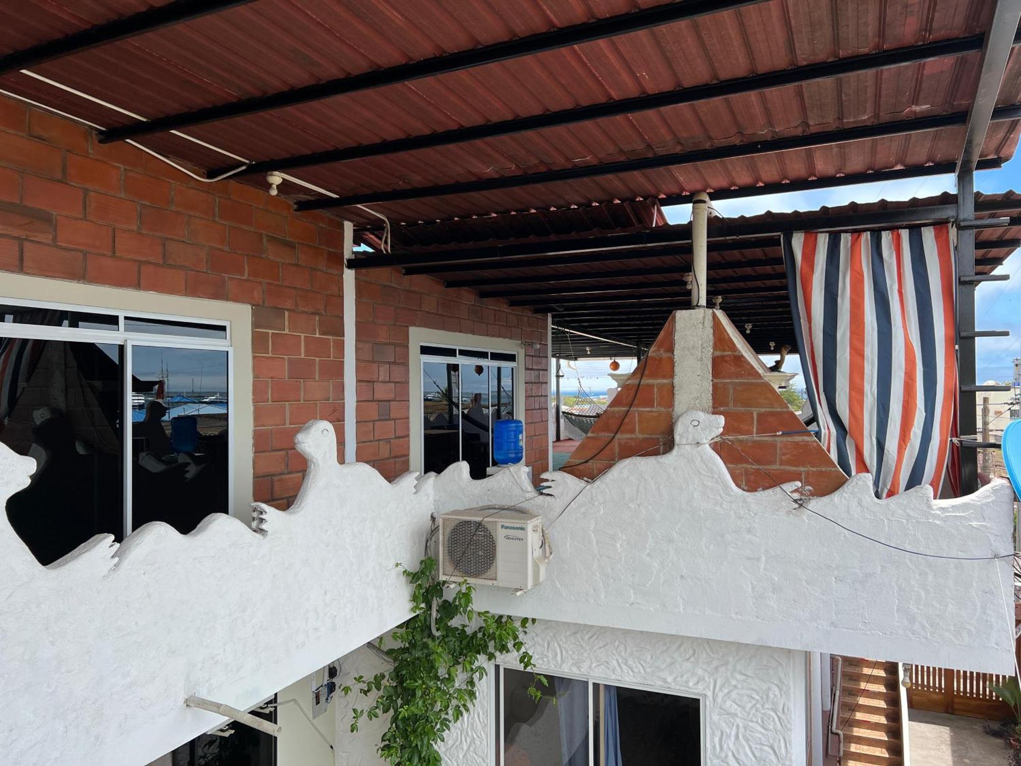 פוארטו בקריסו מורנו Hostal Cattleya מראה חיצוני תמונה