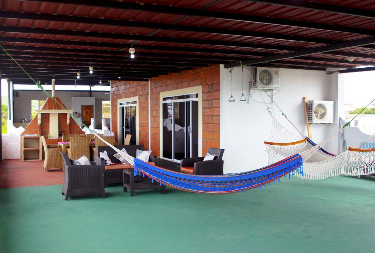פוארטו בקריסו מורנו Hostal Cattleya מראה חיצוני תמונה